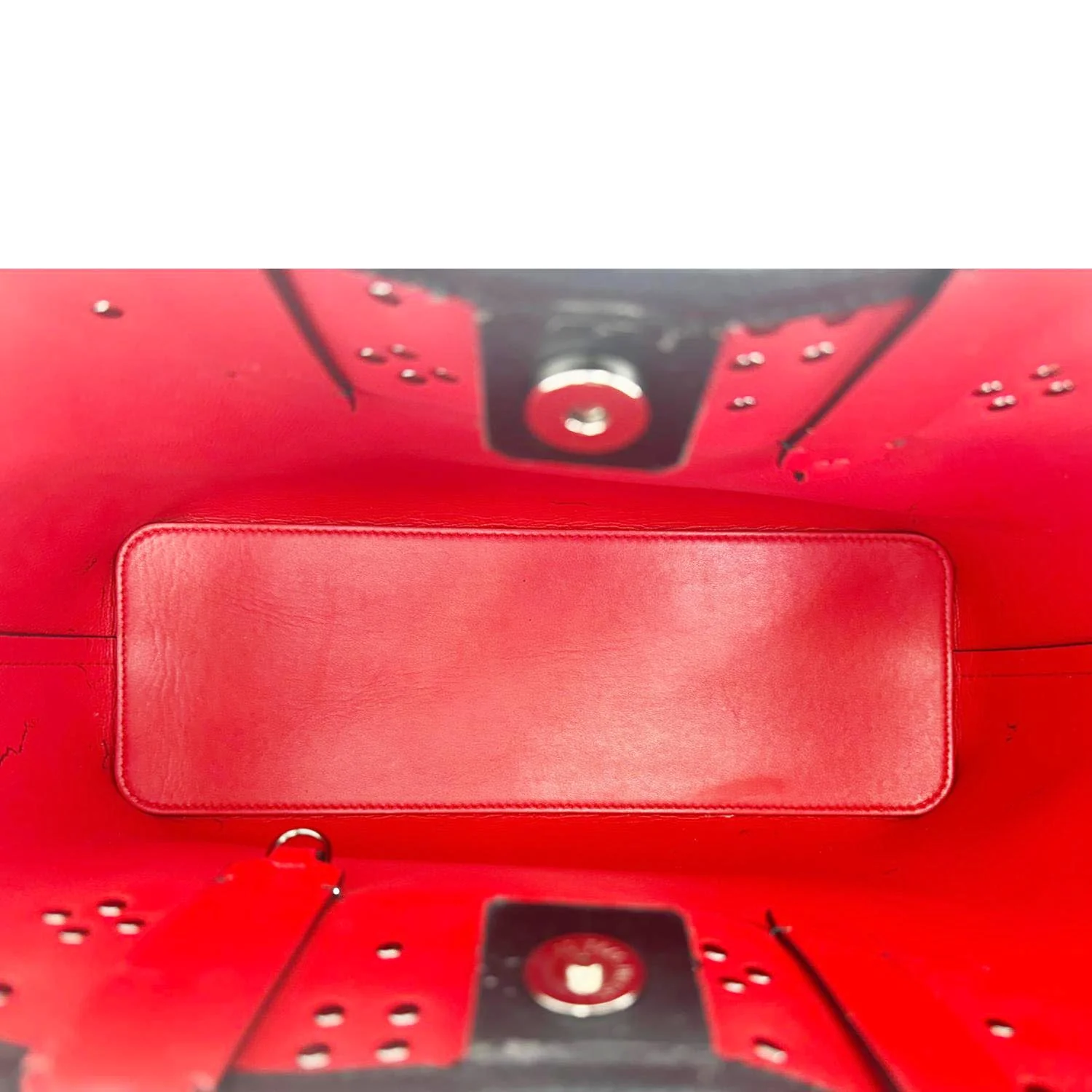 Thumbnail 11